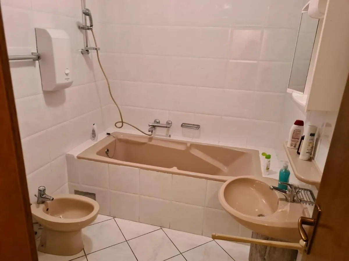 Apartment Apartmani Kristina Donji Okrug