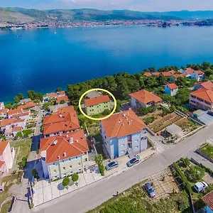 Apartman Pava, Donji Okrug (Ciovo)