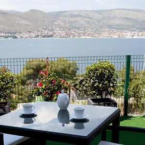 Apartment Maja, Donji Okrug (Ciovo)